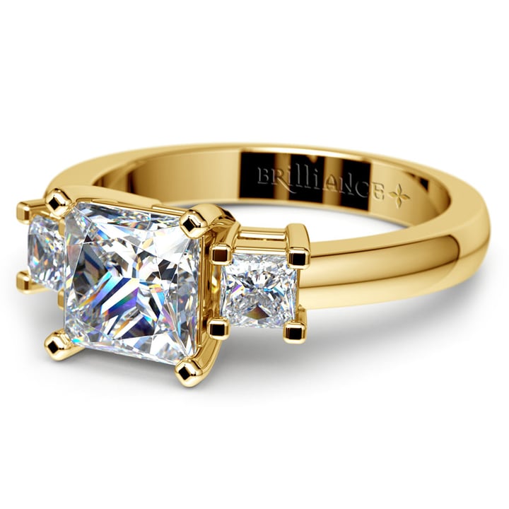 3 stone princess cut 2024 moissanite ring