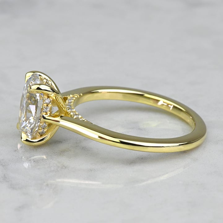 2 carat oval diamond deals ring hidden halo