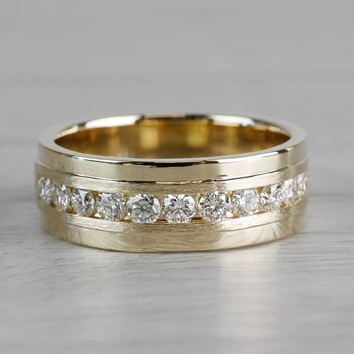 Men's Diamond Wedding Ring 8mm in 18K Gold Size 10