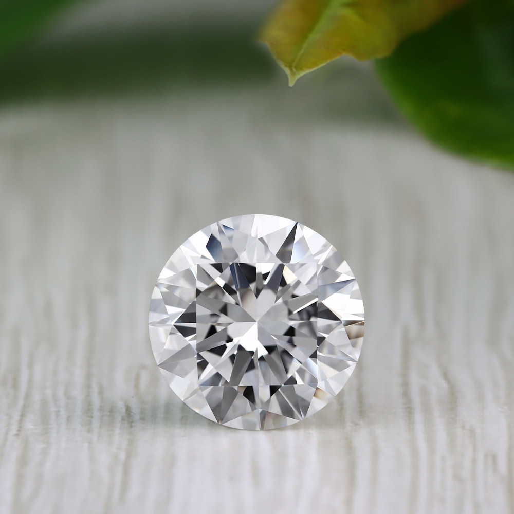 1.5 mm round diamond