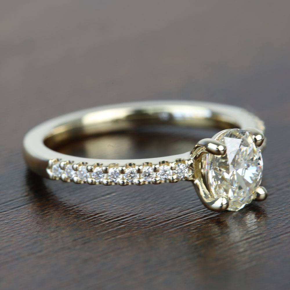 0.90 Carat Oval Diamond Engagement Ring