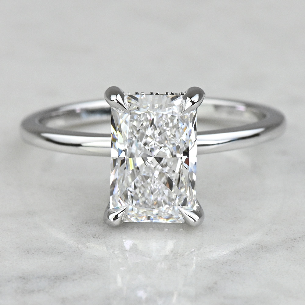 https://www.brilliance.com/sites/default/files/recently-purchased-rings/2-50-carat-lab-created-radiant-diamond-hidden-halo-engagement-ring/344233-2.5ct-radiant-hidden-halo-er-1.jpg