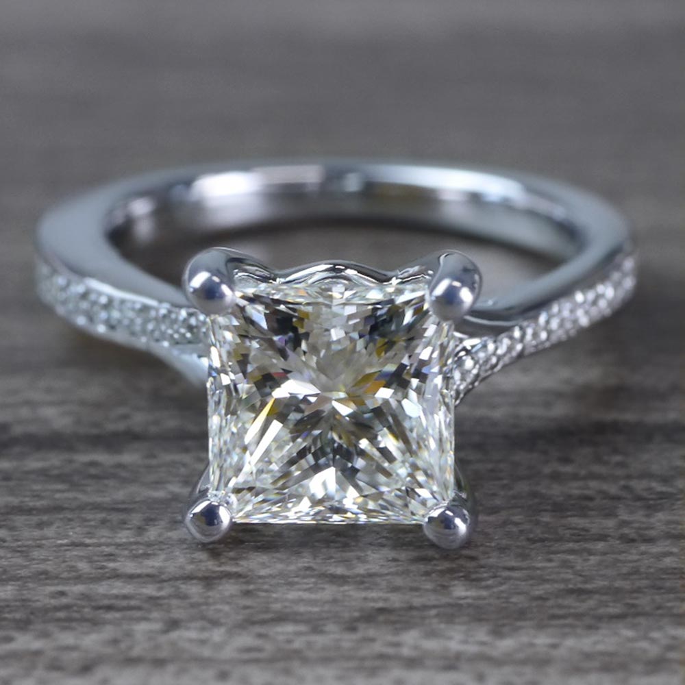 2.5 carat princess cut diamond engagement ring