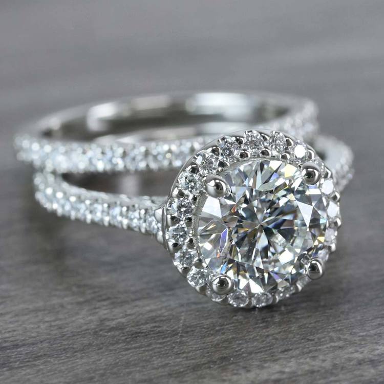 Beautiful Halo Engagement 2 Carat Diamond Ring & Matching Band