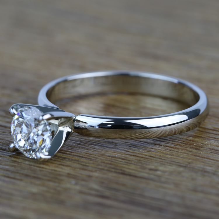 Classic Solitaire 0.96 Carat Round Loose Diamond Engagement Ring