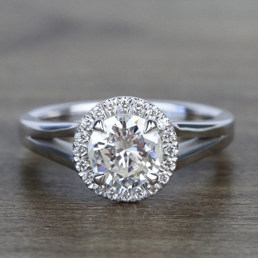 1.25 carat round diamond ring