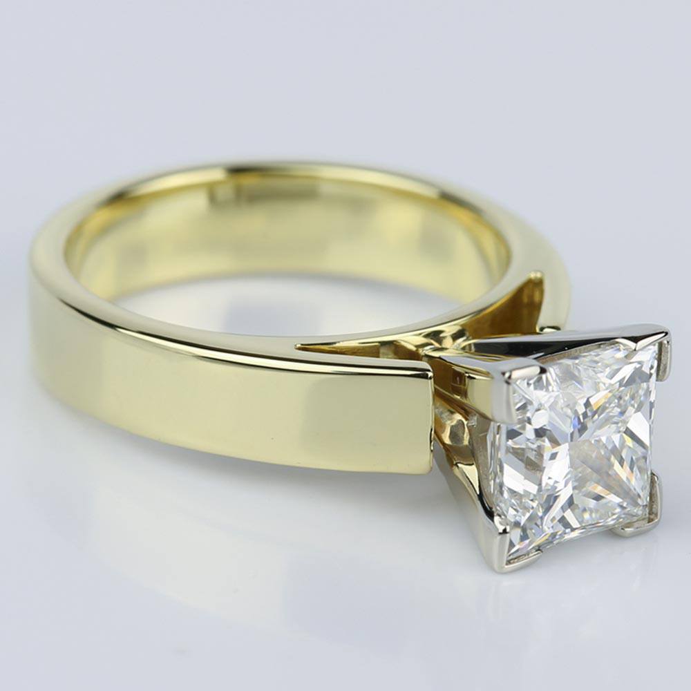 Flat Edged Cathedral Princess Cut Ring In Yellow Gold