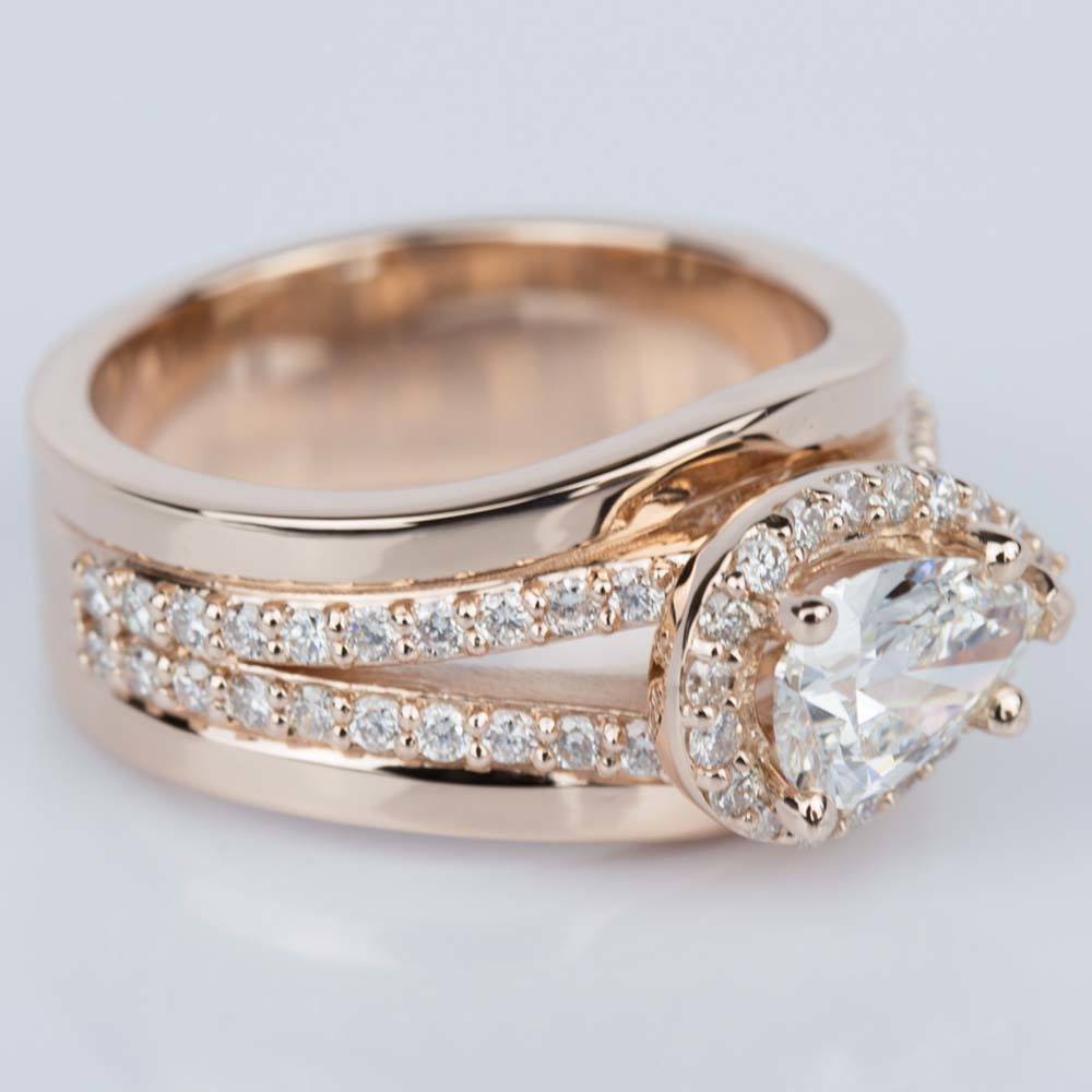 Horizontal-Set Pear Halo Diamond Engagement Ring in Rose Gold
