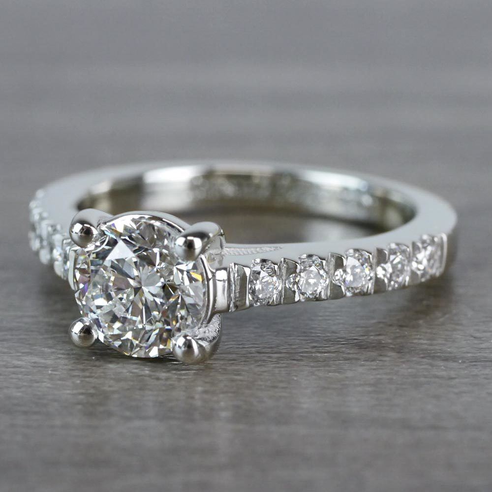 Mesmerizing Trellis Round Diamond Ring