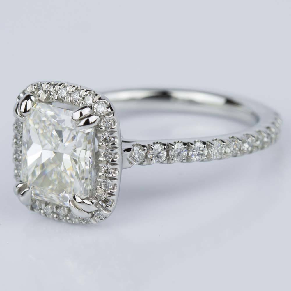 Radiant Cut Halo Diamond Diamond Engagement Ring (2.25 Ct)