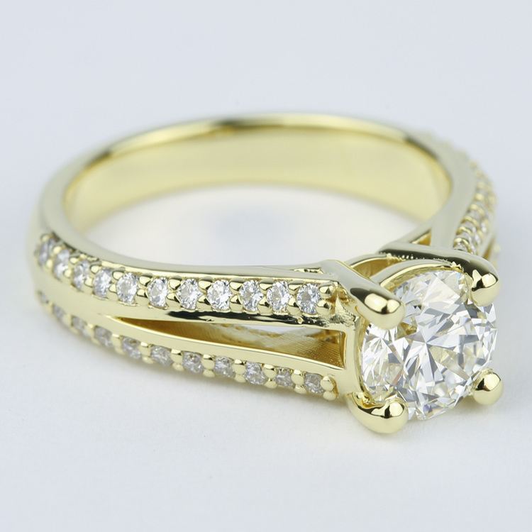 Split Shank Ring Setting with Super Ideal Round Diamond